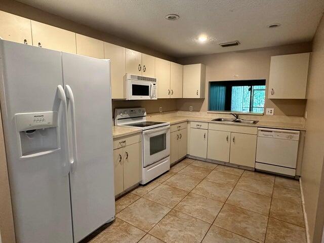 Foto del edificio - 4103 NW 114th Ave