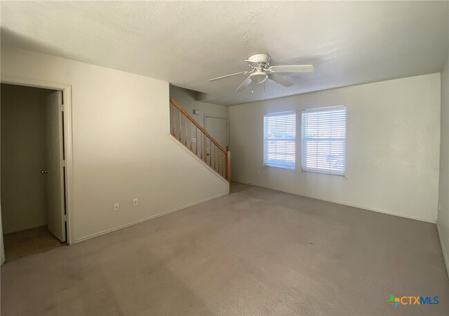 Building Photo - 2102 Tahoe Ct