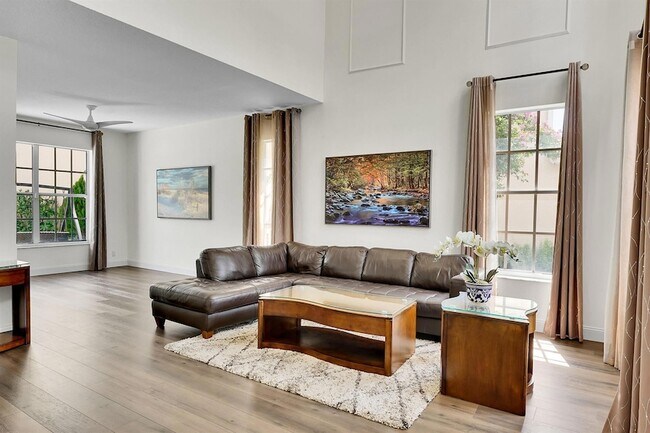 Foto del edificio - 3354 Greenview Terrace W
