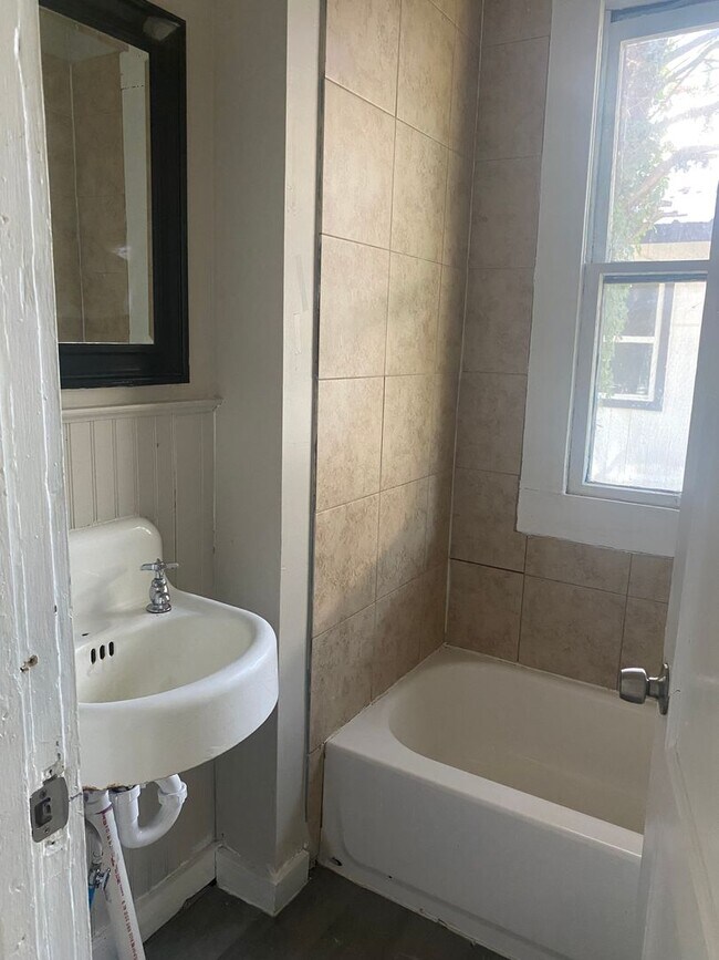 Foto del edificio - Recently Remodeled 2/1 in Sherman!