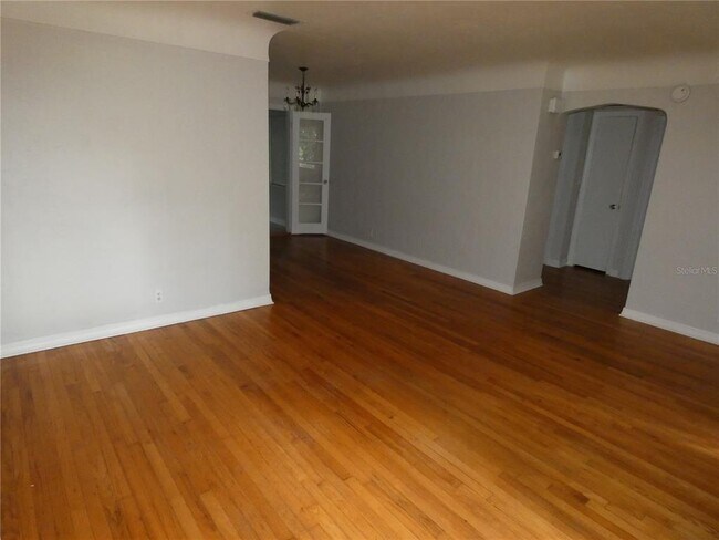 Foto del edificio - 215 24th Ave N