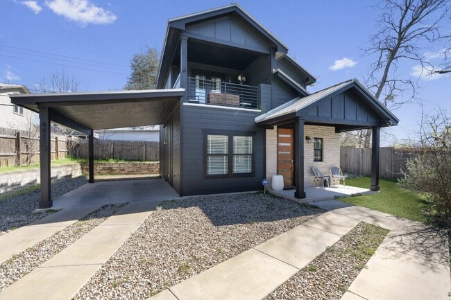 Building Photo - 4411 Lareina Dr