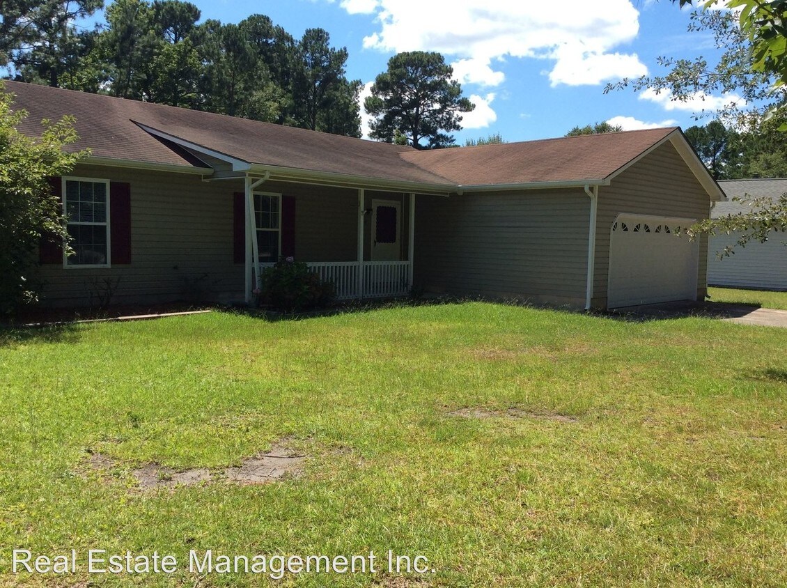 Foto principal - 104 Education Ln