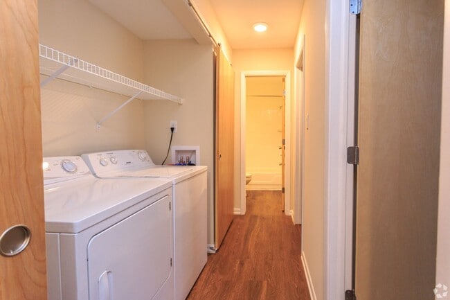 Interior Photo - Broad Ripple Flats