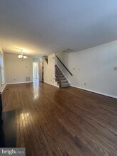 Building Photo - 529 Colecroft Ct