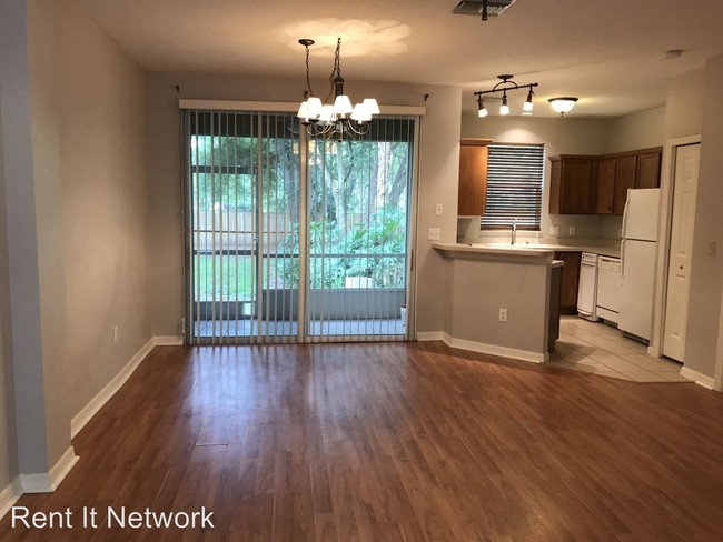 Foto del edificio - 2135 Golden Oak Ln