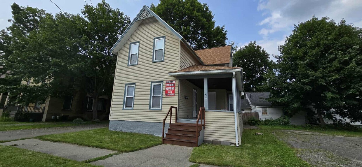 Foto principal - 50 Lincoln Ave