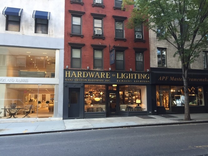 Primary Photo - 213 E 59th St