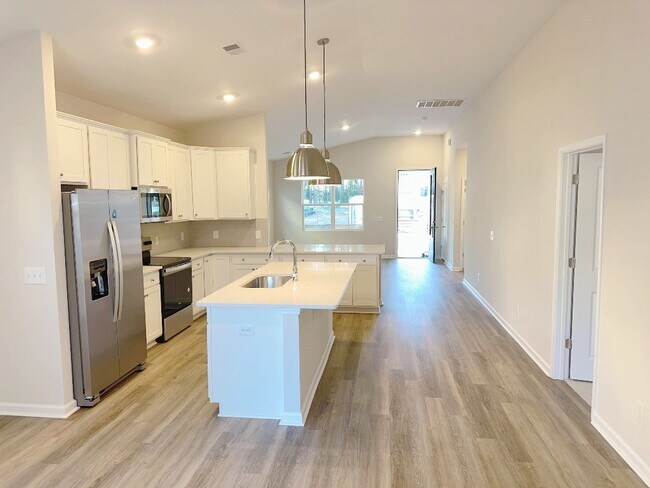 Foto del edificio - 192 Standing Oaks Dr