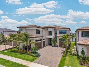 Building Photo - 9523 Riverside Pk Dr