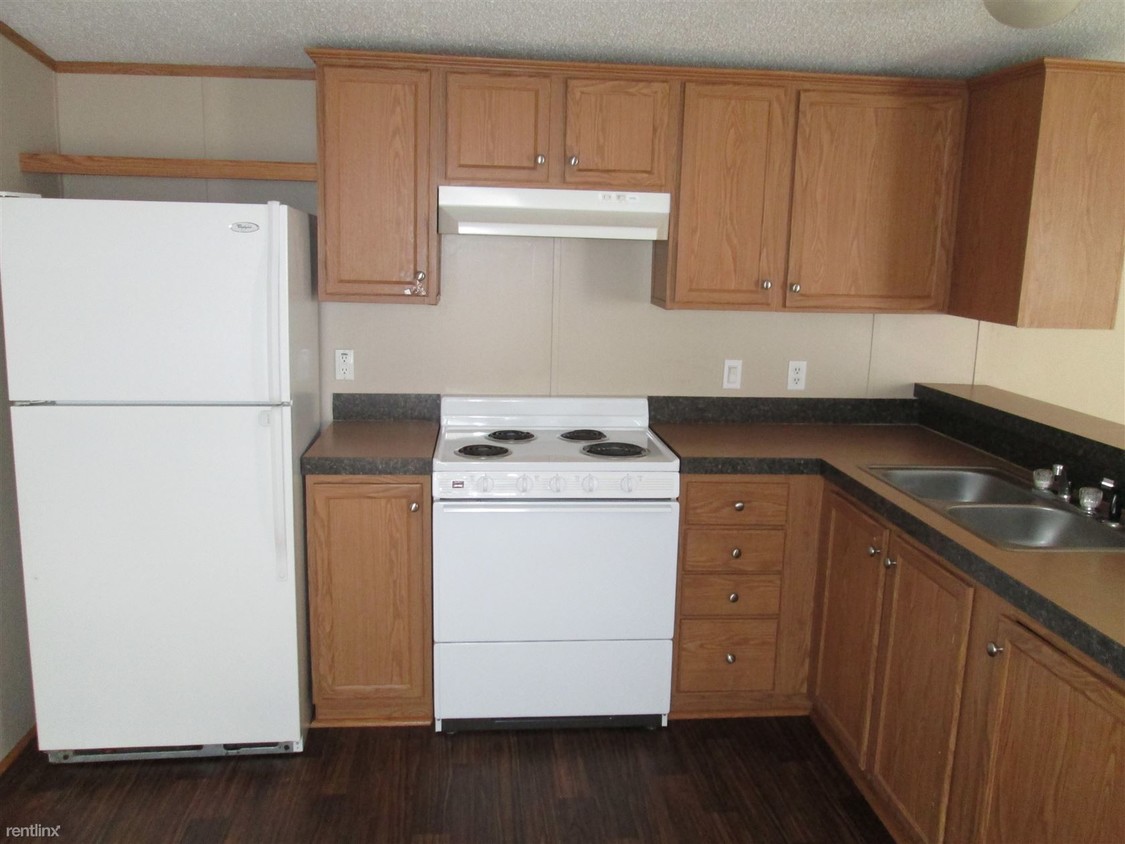 Primary Photo - 3 br, 2 bath Mobile Home - 917 S Laporte St