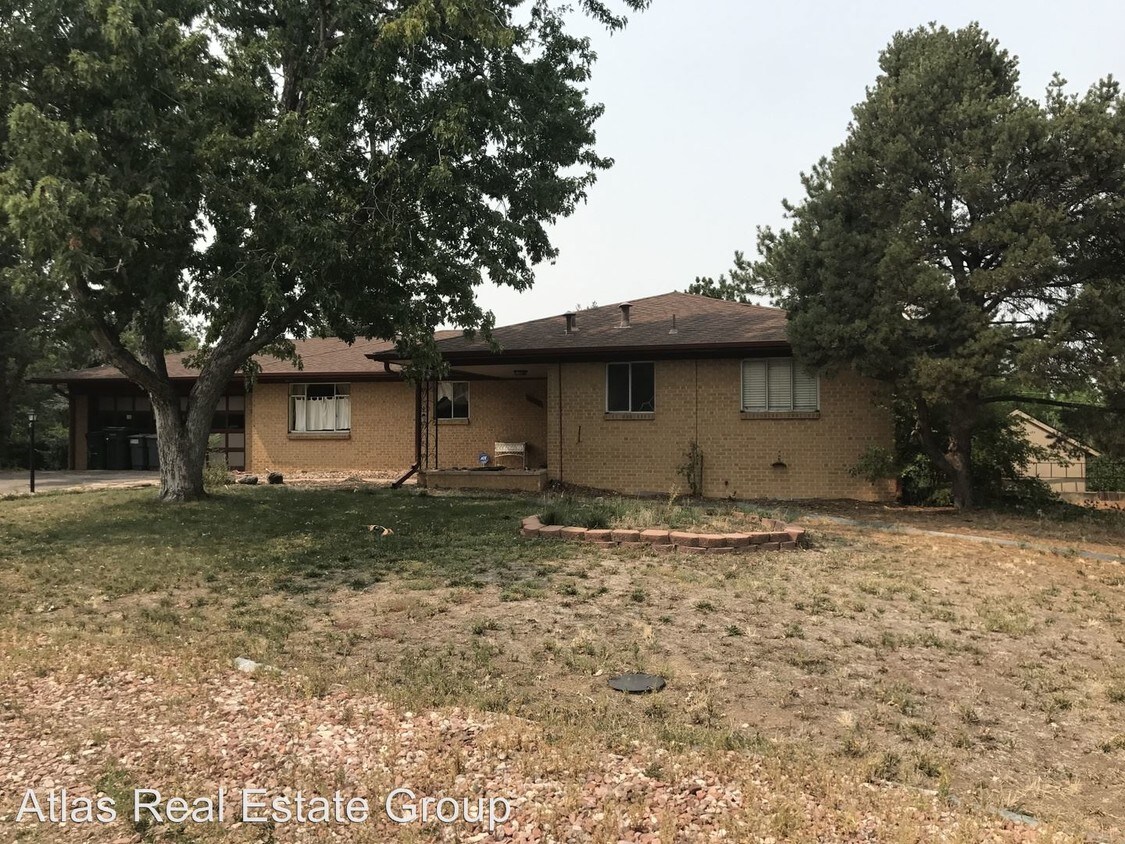Foto principal - 4 br, 3 bath House - 1345 Overhill Rd