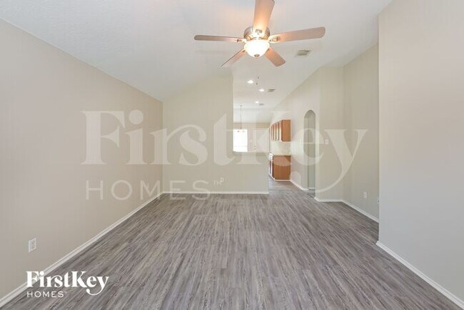 Foto del edificio - 17111 Cutter Way