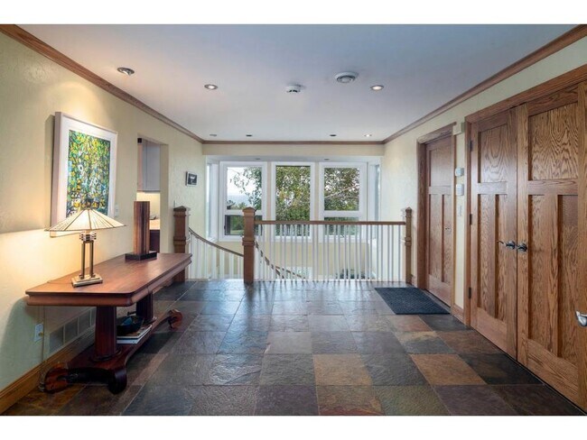 Foto del edificio - 3924 E Skyline Pkwy