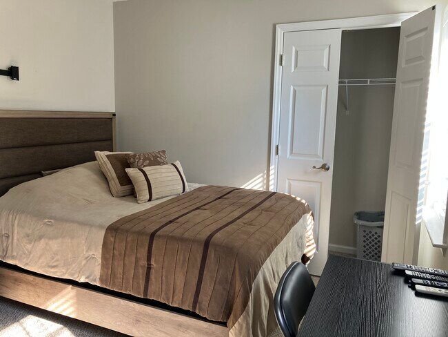 Foto del edificio - 130 Plow Point Ln