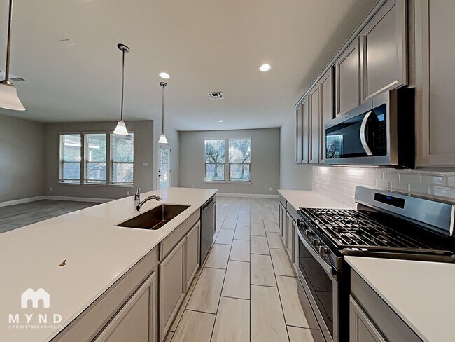 Building Photo - 1051 Kenney Fort Crossing