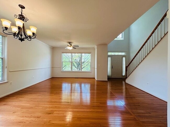 Foto del edificio - 15800 Meherrin Way