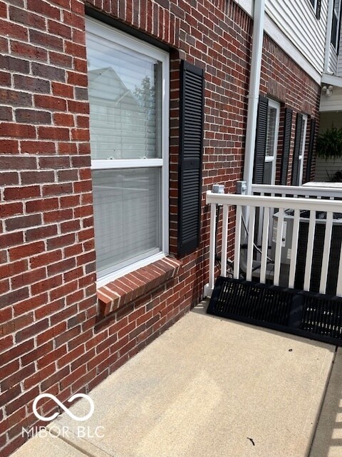 Building Photo - 12175 Bubbling Brook Dr