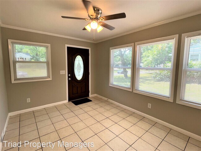 Foto del edificio - 3 br, 1 bath House - 2602 Overbrook Dr.