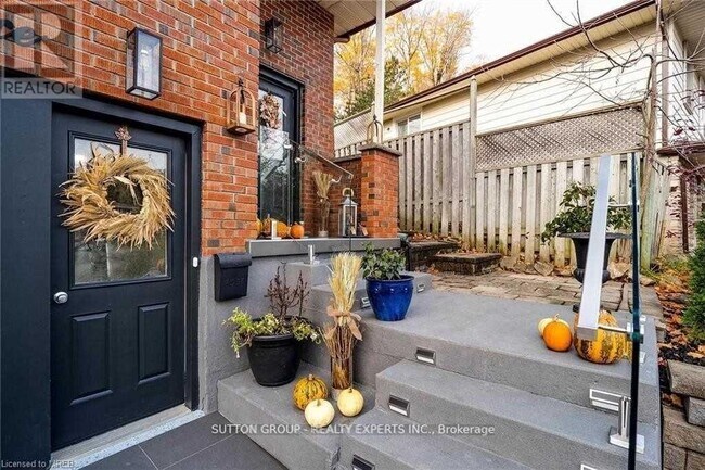 Building Photo - 218 Ingleside Pl