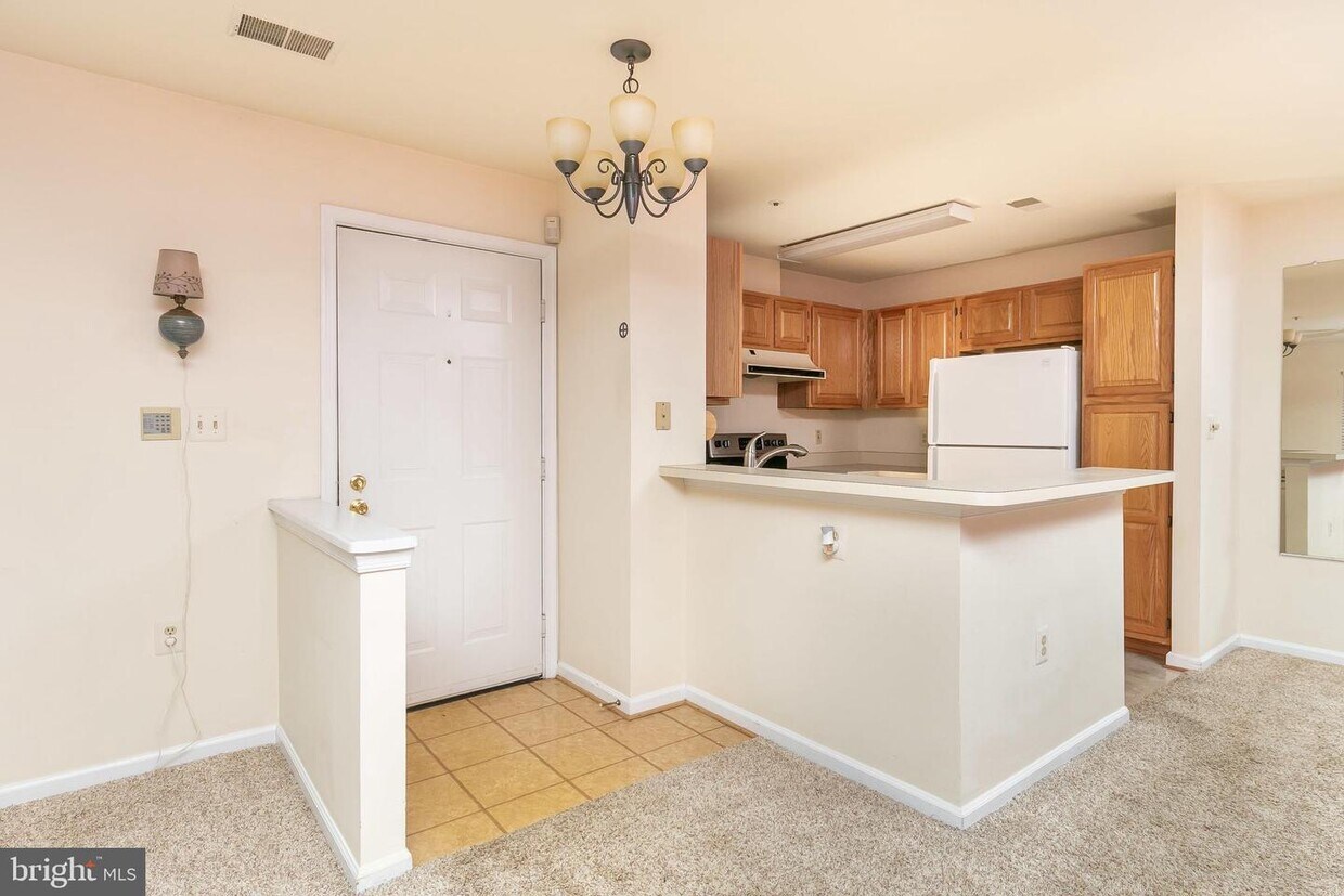 Primary Photo - 4408 Silverbrook Ln