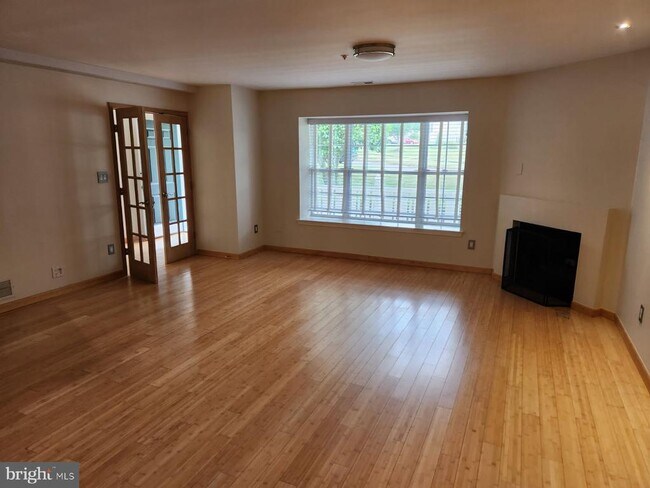 Foto del edificio - 1510 Carol Ct