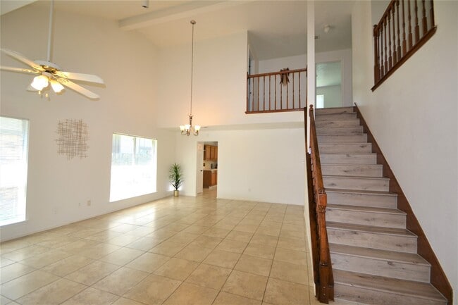 Foto del edificio - 12410 Meadow Briar Dr