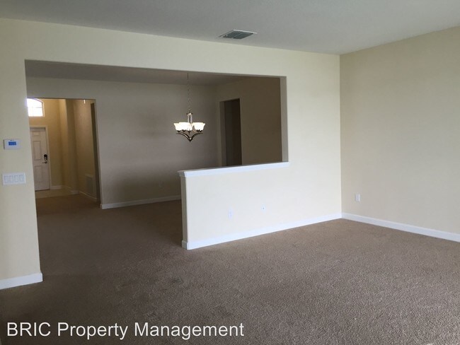 Foto del edificio - 3070 Youngford St