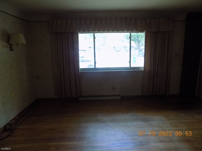 Building Photo - 2 br, 1 bath House - 7020 Lapham