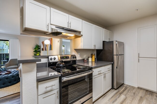 Building Photo - The Dutton Apartments