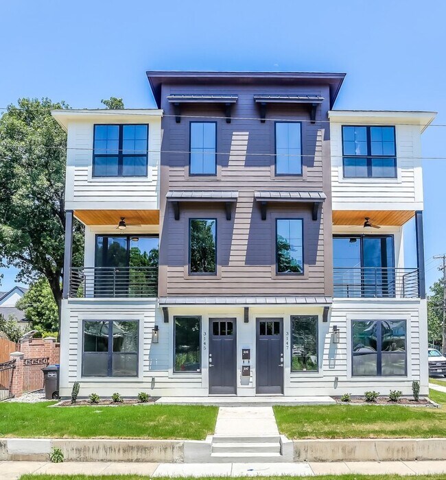 Foto del edificio - 3145 Forest Park Blvd