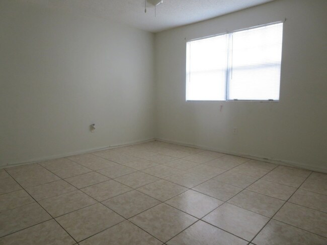 Building Photo - 12404 Orange Blossom Oak Pl