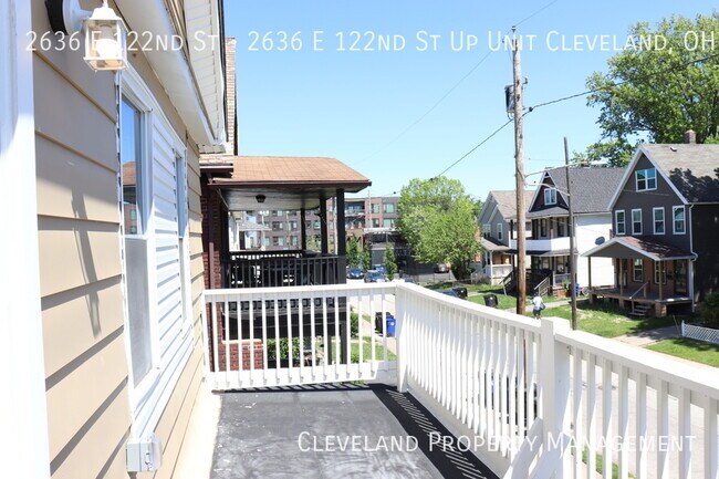 Building Photo - Fully Renovated Cleveland Duplex