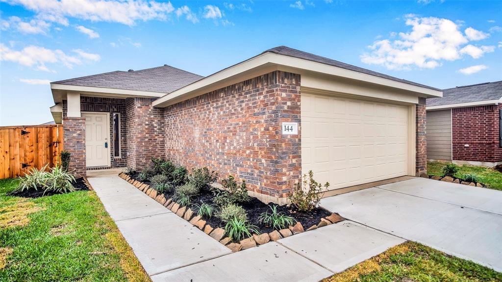 144 Pne Bnd Ct, Magnolia, TX 77354 House for Rent in Magnolia, TX