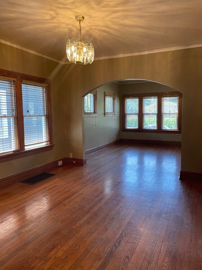 Foto del edificio - 2055 Grove Ave