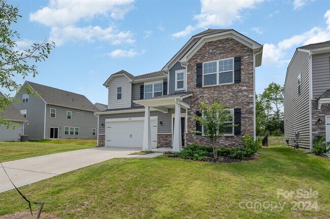 Building Photo - 15115 Moulin Court Dr