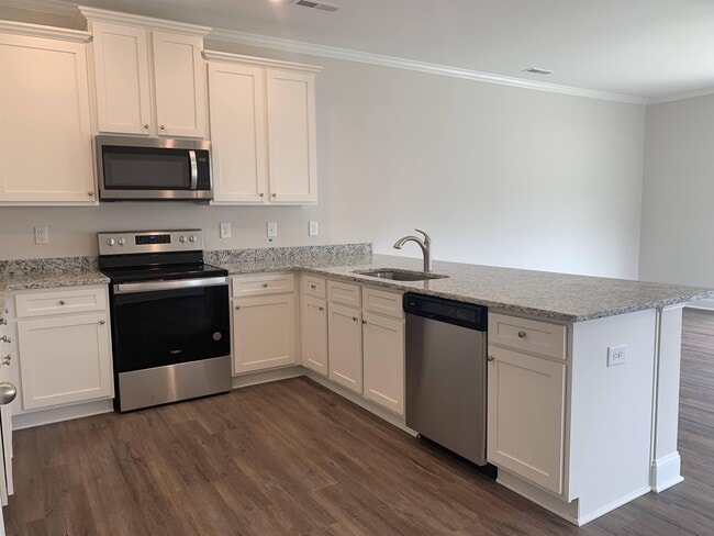 Building Photo - 6927 Eddy Point Ln