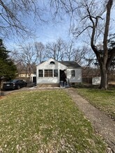Building Photo - 2211 W Butler St