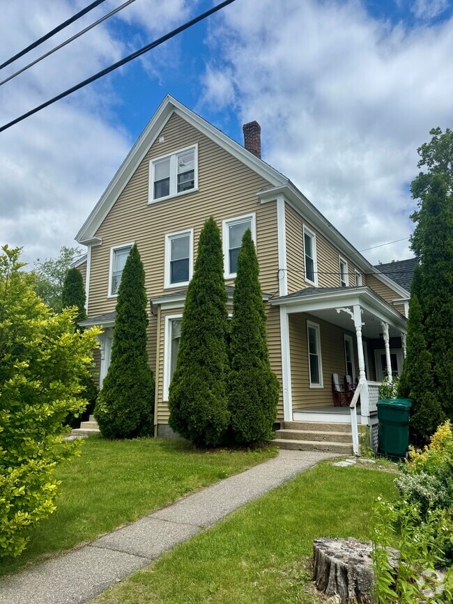 Building Photo - 97 Knight St