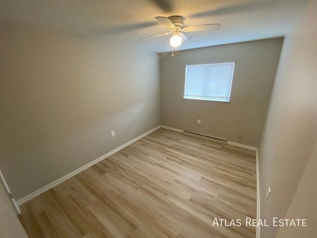 Photo - 881 Egbert St Apartment