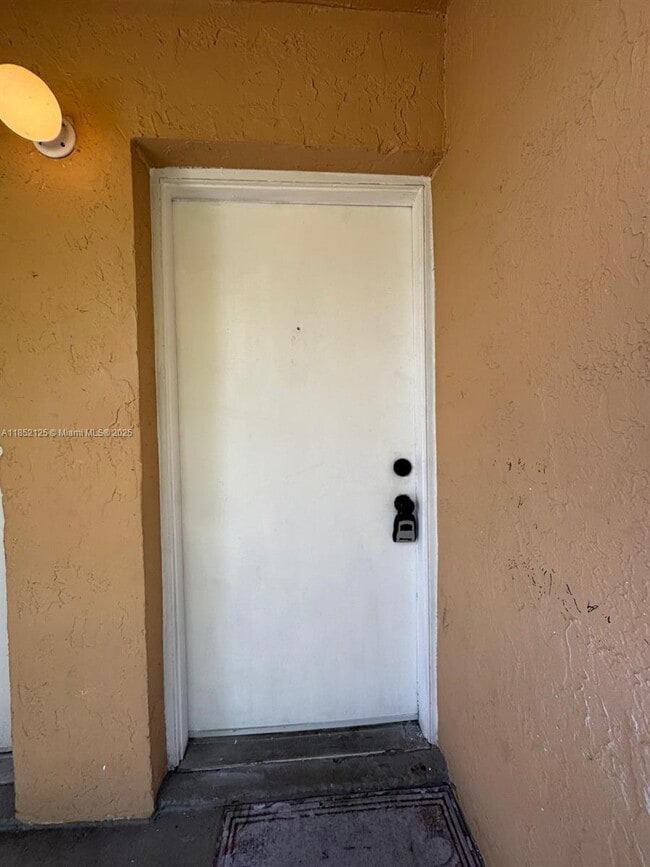 Building Photo - 2238 SW 81st Ave