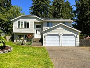Building Photo - 10243 Ashley Cir NW