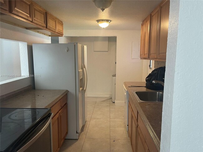 Foto del edificio - 7811 NW 66th Terrace