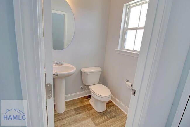 Building Photo - 14 Gambrell Rd