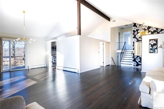 Foto del edificio - 1 Rocky Ridge Rd