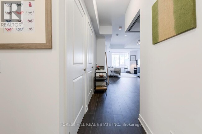 Building Photo - 543 Richmond St W