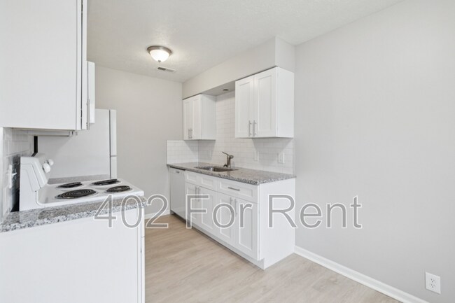 Foto del edificio - 8005 S 48th Ave