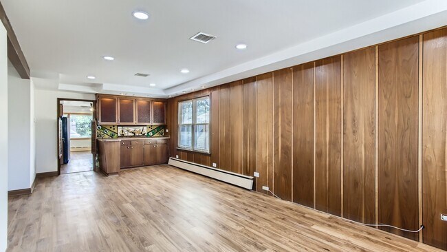 Foto del edificio - 3707 N Nora Ave
