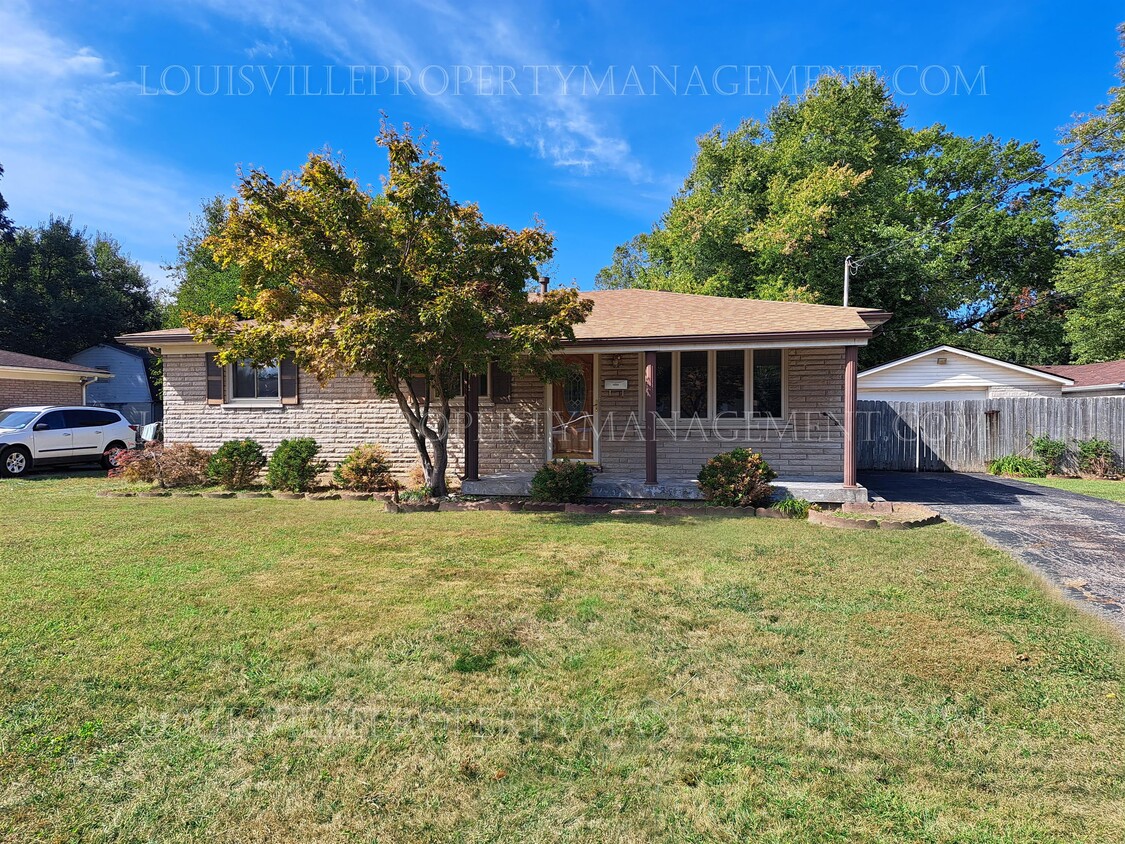 Foto principal - 8212 Devonshire Dr