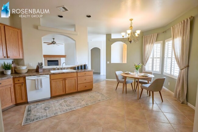 Foto del edificio - Gorgeous 3-beds, 2-baths home located in the desirable Willow Hills community of Prescott!